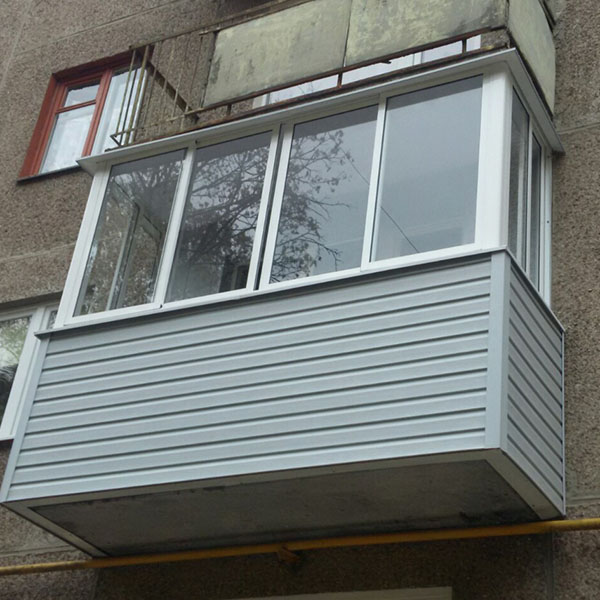 Пример обшивки балкона
